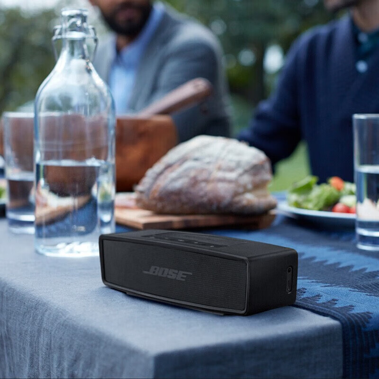 اسپیکر بلوتوثی برند BOSE مدل SOUNDLINK MINI II