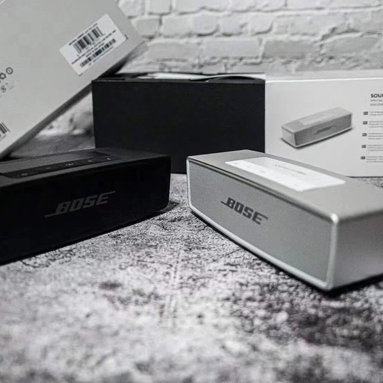 اسپیکر بلوتوثی برند BOSE مدل SOUNDLINK MINI II