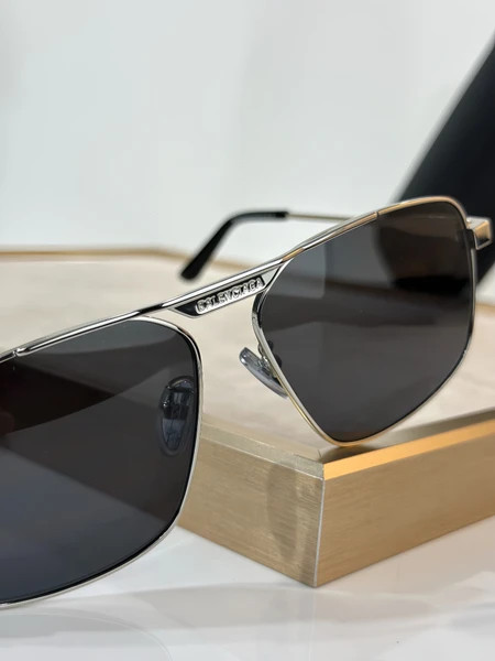 عینک آفتابی زنانه برند بالنسیاگا ( BALENCIAGA ) مدل BB0418SK | ساخت کشور چین (OEM BY CHINA)