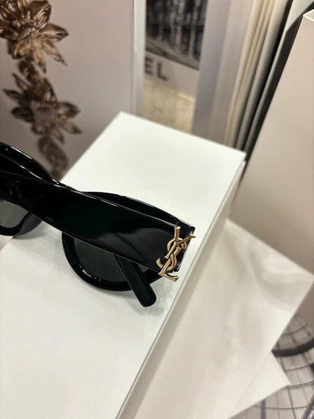 عینک آفتابی زنانه برند وای اس ال ( YSL ) مدل M94 | ساخت کشور چین (OEM BY CHINA)