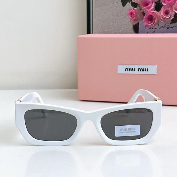 عینک آفتابی زنانه برند میومیو ( MIUMIU ) مدل SMU09W | ساخت کشور چین (OEM BY CHINA)