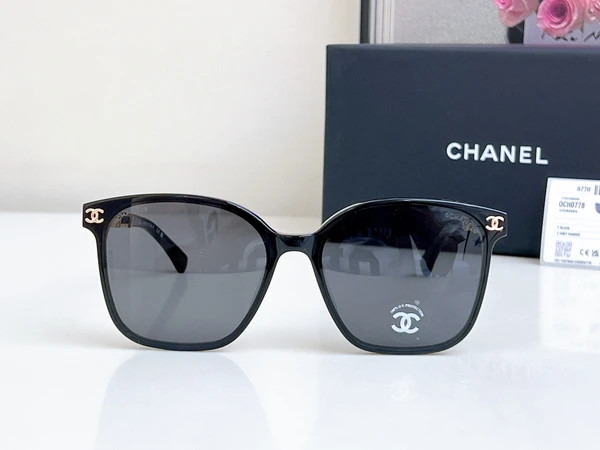 عینک آفتابی زنانه برند شنل ( CHANEL ) مدل CH0778 | ساخت کشور چین (OEM BY CHINA)