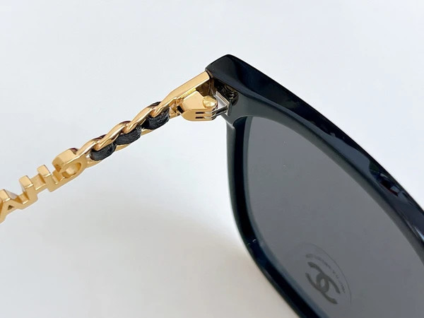 عینک آفتابی زنانه برند شنل ( CHANEL ) مدل CH0778 | ساخت کشور چین (OEM BY CHINA)