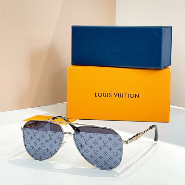 عینک آفتابی زنانه برند لویی ویتون ( LOUIS VUITTON ) مدل LV Z1987U | ساخت کشور چین (OEM BY CHINA)