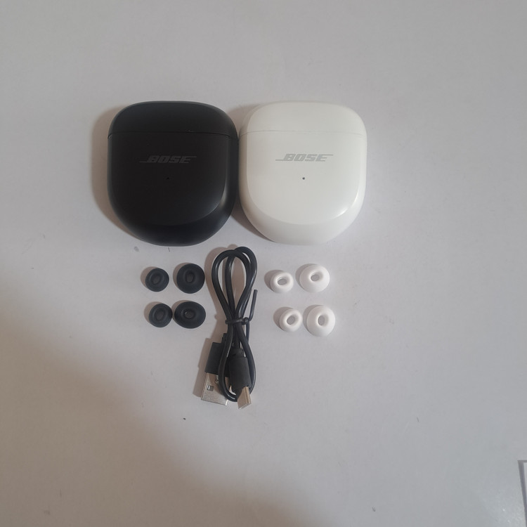 ایرپاد بلوتوثی برند BOSE مدل QuietComfort II | دارای نویز کنسلینگ | سازگار با ایفون و اندروید