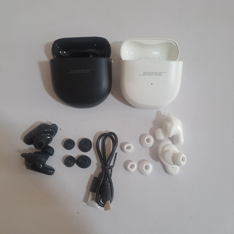 ایرپاد بلوتوثی برند BOSE مدل QuietComfort II | دارای نویز کنسلینگ | سازگار با ایفون و اندروید